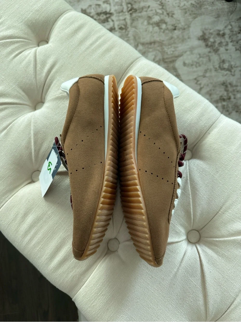 NEW Universal Thread Tan Suede Lace-Up Sneakers Size 9